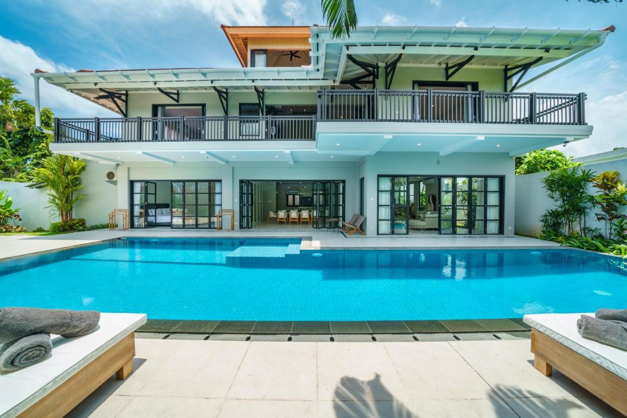 Villa Okenada - Modern 5-Bedroom Pool Villa In Berawa! 坎古 外观 照片