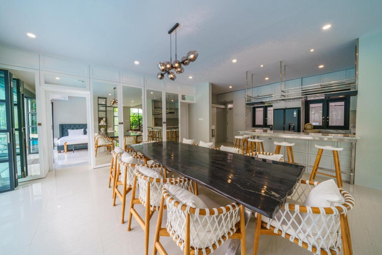 Villa Okenada - Modern 5-Bedroom Pool Villa In Berawa! 坎古 外观 照片