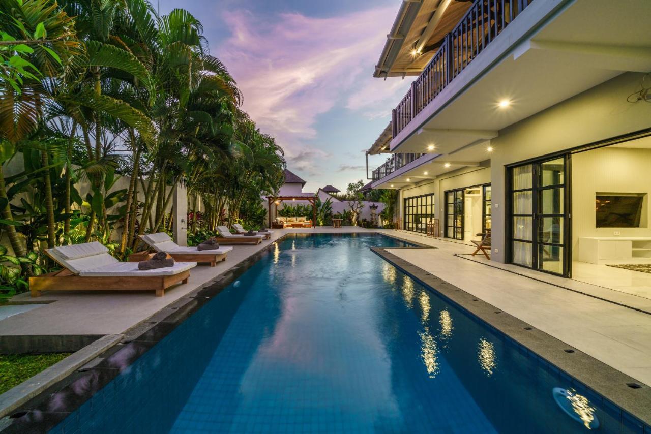 Villa Okenada - Modern 5-Bedroom Pool Villa In Berawa! 坎古 外观 照片