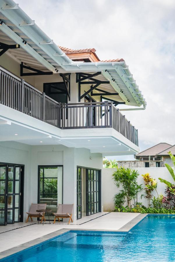 Villa Okenada - Modern 5-Bedroom Pool Villa In Berawa! 坎古 外观 照片